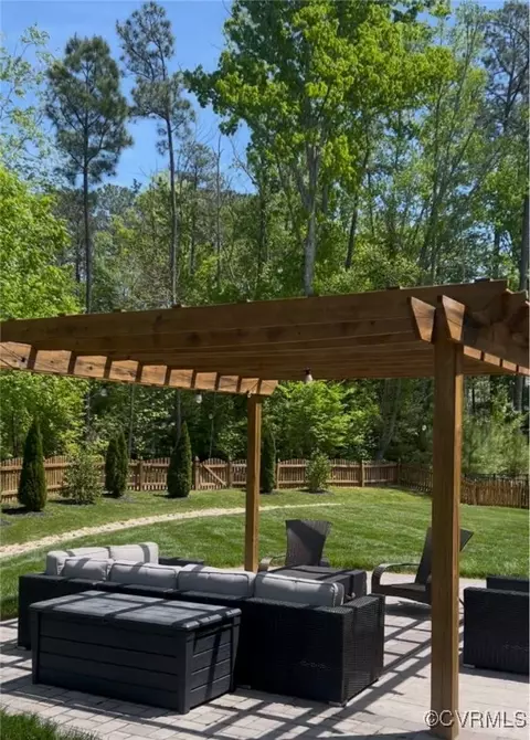Exterior - 2437 Mitchells Mill Dr, Midlothian, VA 23112 photo 3 of 10