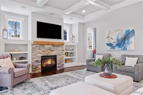 Living - 2437 Mitchells Mill Dr, Midlothian, VA 23112 photo 4 of 4