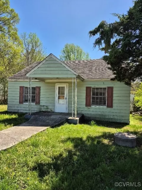 3167 W Third St, Farmville, VA 23901