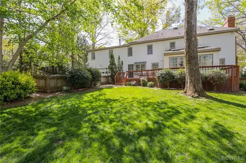 Exterior - 12700 Knightcross Rd, Midlothian, VA 23113 photo 6 of 12