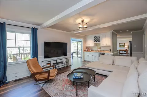 Living - 12700 Knightcross Rd, Midlothian, VA 23113 photo 3 of 3