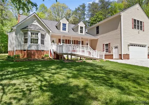 3918 Whitehall Rd, Sandy Hook, VA 23153 photo 2