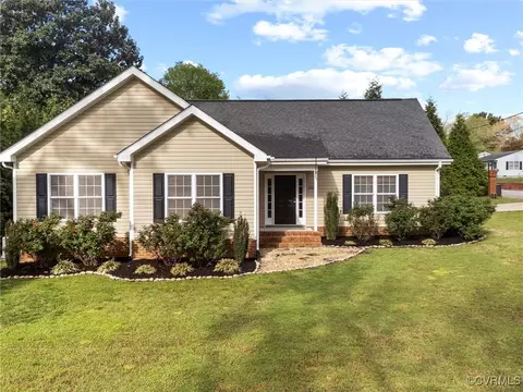 600 S Oak Hill Dr, Emporia, VA 23847