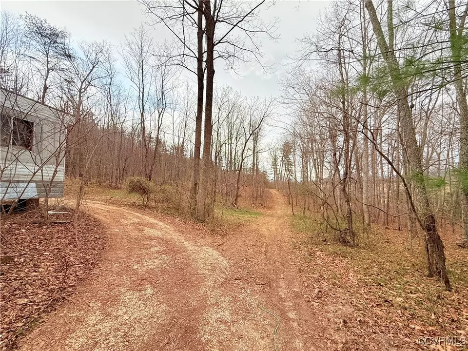 19239 Botetourt Rd, Eagle Rock, VA 24085 | MLS# 2509550 | 13 Photos ...