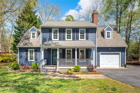 9330 Guenevere Pl, Mechanicsville, VA 23116