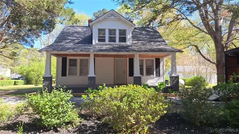 5667 Buckley Hall Rd, Cobbs Creek, VA 23035