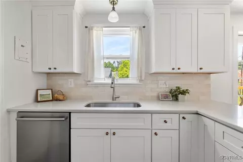Kitchen - 116 Larne Ave, Richmond, VA 23224 photo 3 of 4