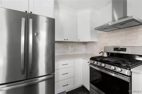 Kitchen - 116 Larne Ave, Richmond, VA 23224 photo 2 of 4
