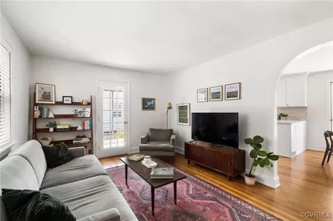 Living - 116 Larne Ave, Richmond, VA 23224 photo 1 of 2