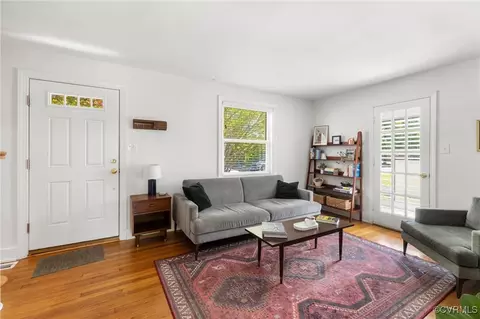 Entry Way - 116 Larne Ave, Richmond, VA 23224 photo 2 of 2