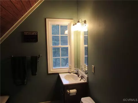 Bath - 119 Olde Footpath Rd, Aylett, VA 23009 photo 1 of 1