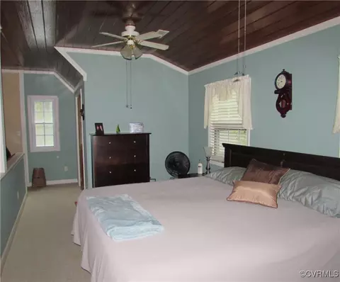 Bedroom - 119 Olde Footpath Rd, Aylett, VA 23009 photo 1 of 2