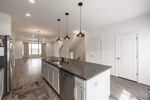 11909 Rubystone Dr, Chester, VA 23831 photo 7