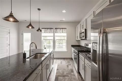 11909 Rubystone Dr, Chester, VA 23831 photo 8