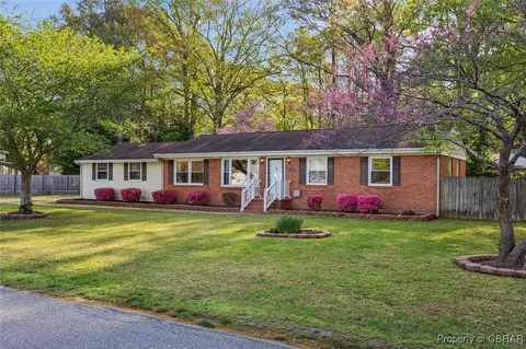 2783 Pigeon Hill Rd, Hayes, VA 23072