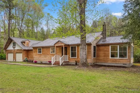 6838 Hockley Wharf Ln, Gloucester, VA 23061