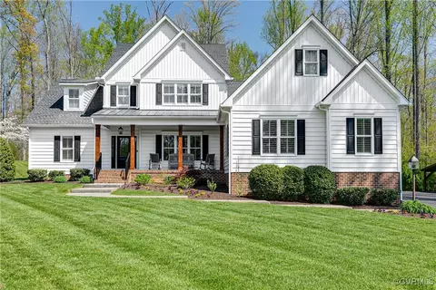 2136 Withers Ln, Maidens, VA 23102