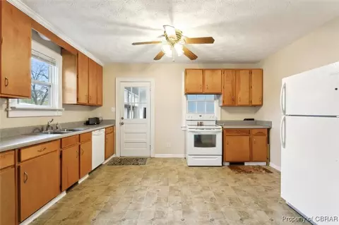 345 Fox Hill Rd, Hampton, VA 23669 photo 14