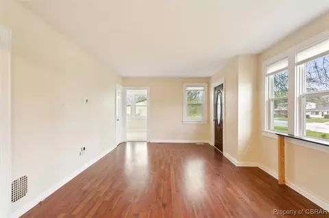 345 Fox Hill Rd, Hampton, VA 23669 photo 8