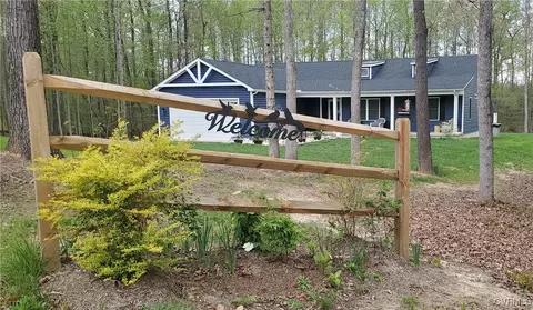 7440 Silver Maple Dr, Jetersville, VA 23083