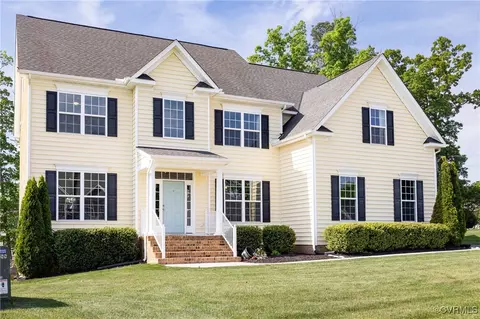 9325 Lavenham Ct, Midlothian, VA 23112