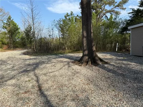 616 Cato Rd, Cumberland, VA 23040 photo 12