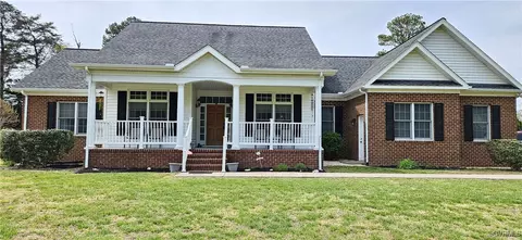 461 Meadow Dr, Tappahannock, VA 22560