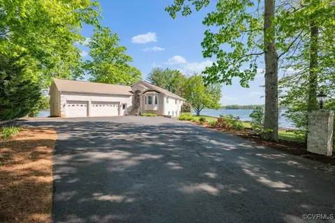 629 Cornwallis Ave, Locust Grove, VA 22508