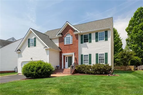 1407 Hawkins Wood Cir, Midlothian, VA 23114