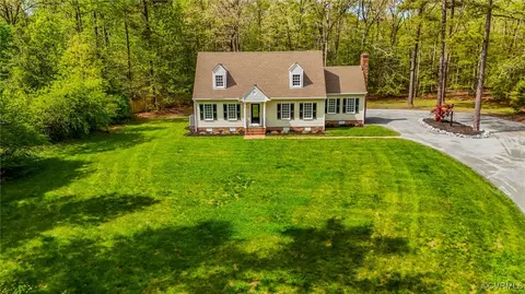 10131 Summer Hill Rd, Mechanicsville, VA 23116