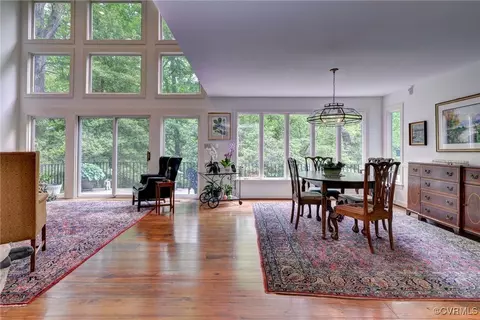 126 Crownpoint Rd, Williamsburg, VA 23185 photo 4