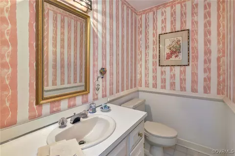 126 Crownpoint Rd, Williamsburg, VA 23185 photo 8