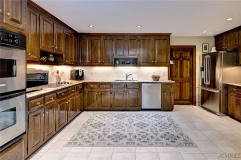 126 Crownpoint Rd, Williamsburg, VA 23185 photo 11