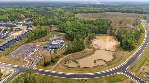 View/Area - 8106 W Danube Loop, New Kent, VA 23124 photo 7 of 9