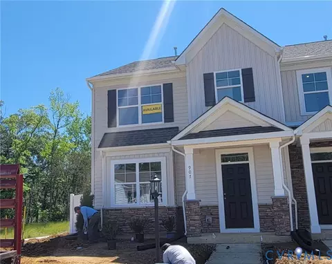 907 Scott Ter, Henrico, VA 23227