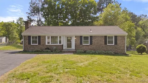 10431 Seacliff Ln, Richmond, VA 23236
