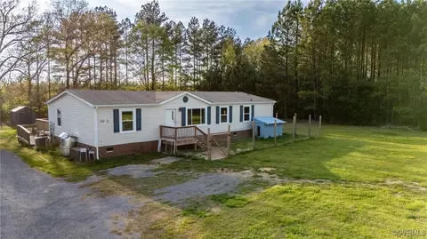7902 Colemans Lake Rd, Church Road, VA 23833