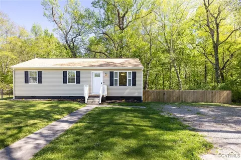 20711 Willowdale, Petersburg, VA 23803