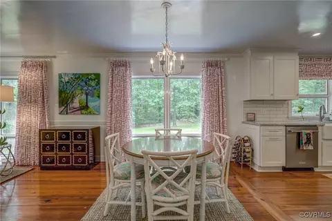 Dining - 3701 Darby Dr, Midlothian, VA 23113 photo 6 of 6