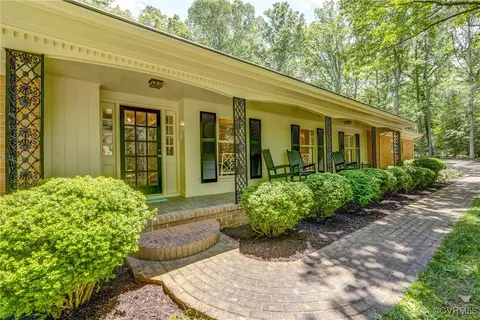 Exterior - 3701 Darby Dr, Midlothian, VA 23113 photo 3 of 8