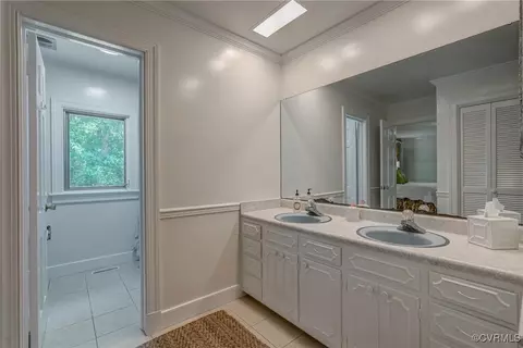 Bath - 3701 Darby Dr, Midlothian, VA 23113 photo 1 of 3