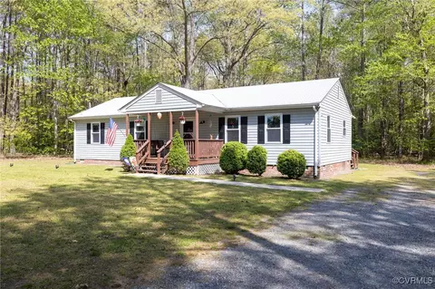 170 Faucetts Rd, Tappahannock, VA 22560