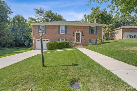 10900 Whitepine Dr, North Prince George, VA 23860