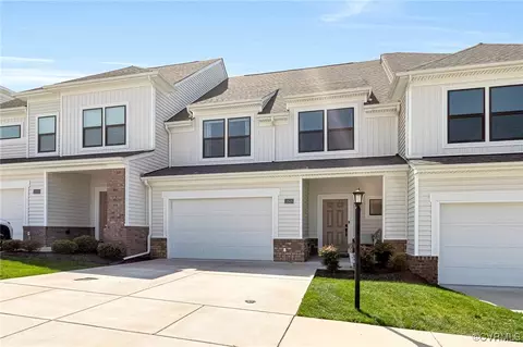 12525 Wescott Dr, Midlothian, VA 23112