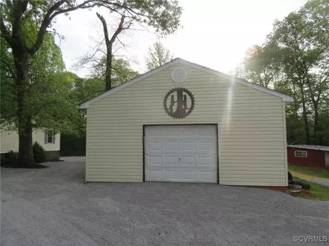 12922 Scotts Rd, Dewitt, VA 23840 photo 2