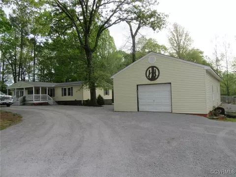 12922 Scotts Rd, Dewitt, VA 23840