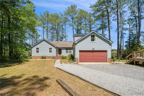 170 Windward Way, Port Haywood, VA 23138