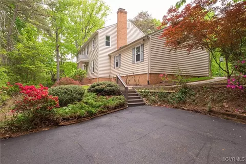 2901 London Park Dr, Midlothian, VA 23113