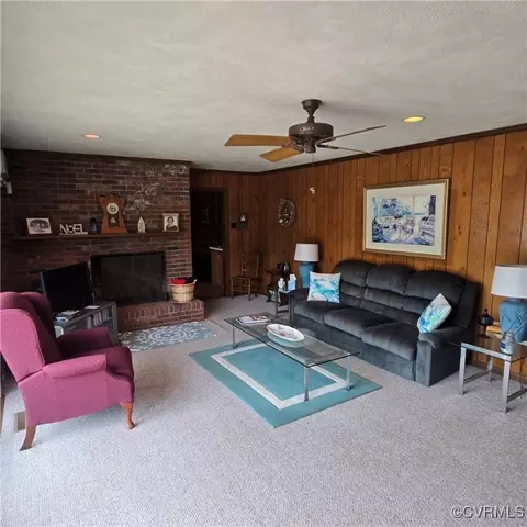 477 Wicomico Point Rd, Heathsville, VA 22473