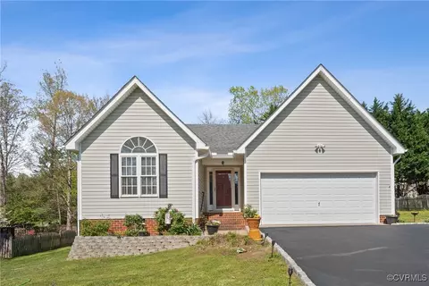 7825 Winding Ash Ct, Chesterfield, VA 23832
